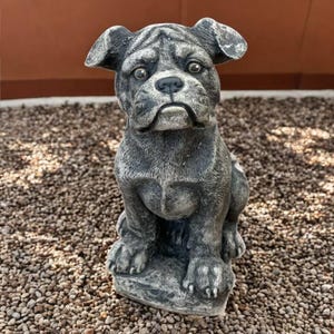 Yard boxer dog Outdoor dog decor Garden pet statue Beton boxer idea Stone dog ornament Cement pet sculpture Boxer dog art Lawn pet figure