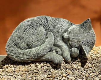 Sleeping cat figurine Yard kitten design Beton cat statue Garden kitty idea Lawn cat decoration Outside pet sculpture Kitten stone ornament