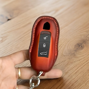 Funda de cuero para llavero inteligente compatible con 911 Carrera Cayenne Macan, hecha a mano en cuero genuino, funda para llave remota Porsche Taycan Panamera