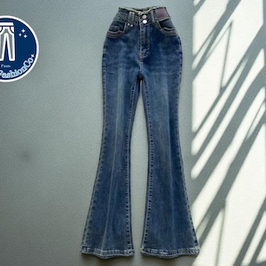 High-Waisted Flared Denim Pants | Retro Zipper Pocket Design | Slim Fit Women&#39;s Jeans | Edgy Chic Streetwear | Ankle-Length Casual Bottom