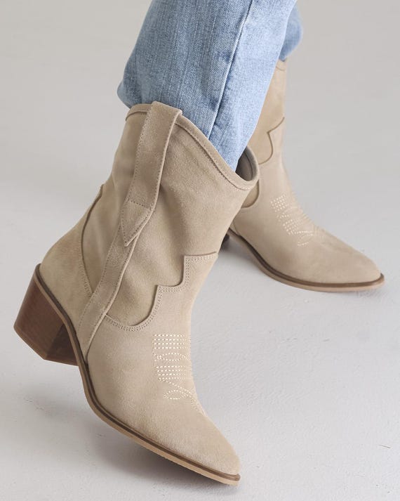 ブーツその他 Damy Vintage-Inspired Beige Suede Cowboy Ankle Boots Light Beige Suede Cowboy Boots, Women's Cowboy Boots, Knee