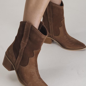 Bruine suède cowboylaarzen, cowboylaarzen voor dames, kniehoge westernlaarzen, cowgirllaarzen, enkellaarzen voor dames, bruine leren laarzen
