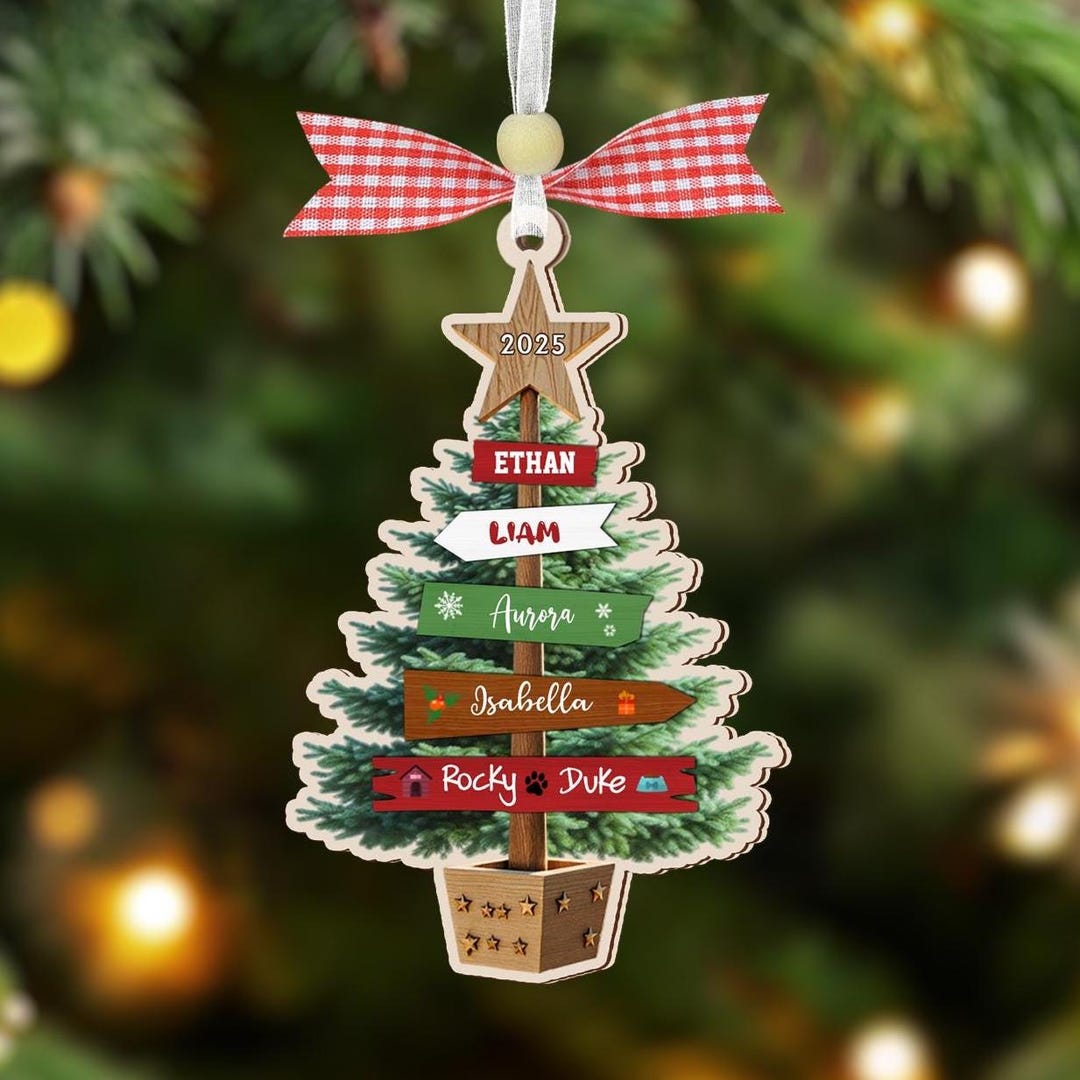 Family Christmas Tree Ornament 2025, Personalized Wooden Family Names ...