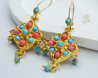 Boucles D'oreilles Sicily Style Boho - En Laiton, Soie Et Bois - Couleur Rouge Et Or - Neuf Sans Emballage
