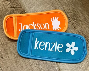 Keep those little fingers comfortable this summer with personalized popsicle holders, spring, summer, holder