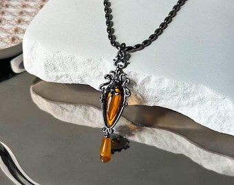 Klein Pendulum Pendulum Necklace for Lord of Mysteries Klein Moretti.Lord of Mysteries Klein Spirit Pendulum Necklace for Cosplay&Daily Wear
