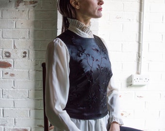 vintage jaren 1990 Vivienne Tam kralen zwart satijn mouwloze tank top UK10 EUR38