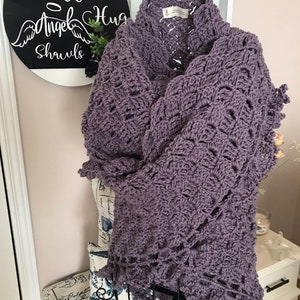 Écharpe de guérison châle de prière, châle réconfortant de prière au crochet, fait main, envoyez un câlin dans une boîte à quelqu'un de spécial, prêt à être expédié !