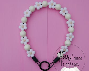 Beaded Dog Necklace: 'Crazy Daisy' Cream Acrylic Beads, Durable Slip-On Collar