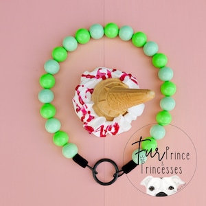 Beaded Dog Necklace: Durable &#39;Avocado Drip&#39; Slip-On Collar