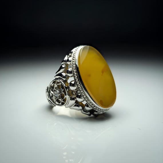 Yellow aqeeq ring discount
