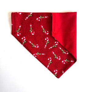 Christmas Candy Cane  dog bandana, Pet bandana, Christmas, Over the collar bandana, Holiday dog bandana, dog bandana, red, Candy Cane