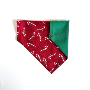 Christmas Candy Cane  dog bandana, Pet bandana, Christmas, Over the collar bandana, Holiday dog bandana, dog bandana, red, Candy Cane