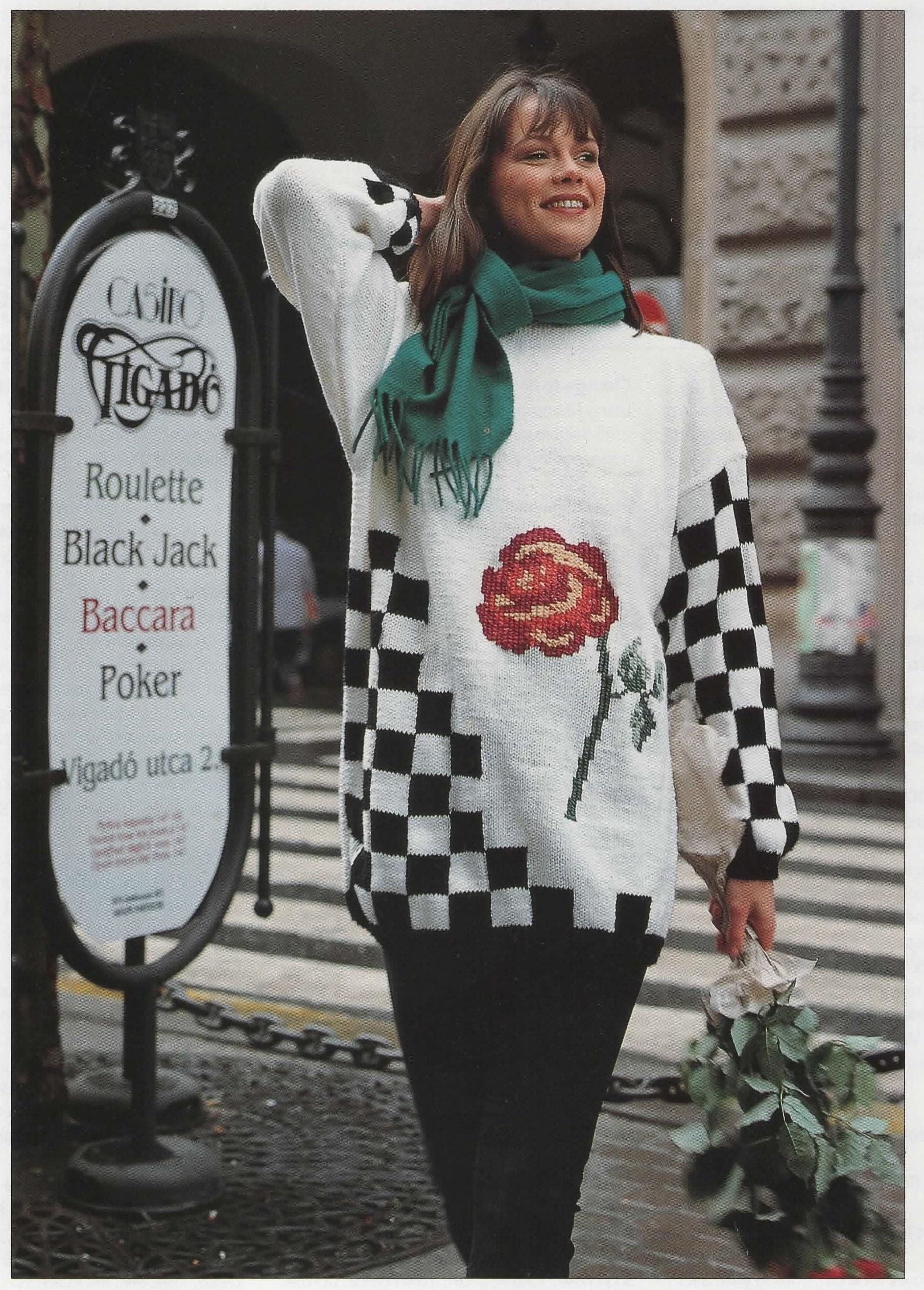 【2plan】Memory Intarsia Lettering Short Sleeve Knit Anna_Husemann_Intarsia_Top_1.