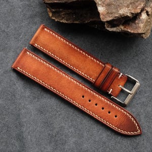 Correa de reloj de piel de vacuno marrón con pátina vintage, hecha a mano, tamaño personalizado de 14 a 24 mm, nombre personalizado, correa de piel hecha a mano.