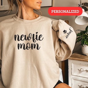 Custom Newfie Mom Sweatshirt, Personalized Newfoundland Dog Mom Crewneck Gift for Her, Long Sleeve Shirt for Newfie Dog Mom Christmas Gift