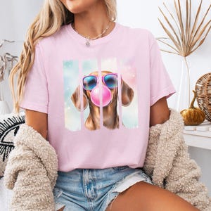 Funny Dachshund Weenie Dog Shirt, Comfort Colors® Doxie Dog Blowing Bubblegum T-Shirt, Weenie Mom TShirt, Cute Doxie Crewneck Dog Mom Gift Blossom