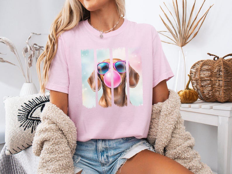 Funny Dachshund Weenie Dog Shirt, Comfort Colors® Doxie Dog Blowing Bubblegum T-Shirt, Weenie Mom TShirt, Cute Doxie Crewneck Dog Mom Gift Blossom