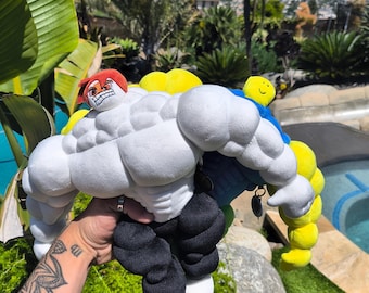 MegaNoob & MegaBacon Plushie Bundle – Roblox Gamer Gift Set | Soft Collectible Toys from MegaNoob Simulator + FREE MYSTERY PLUSHIE