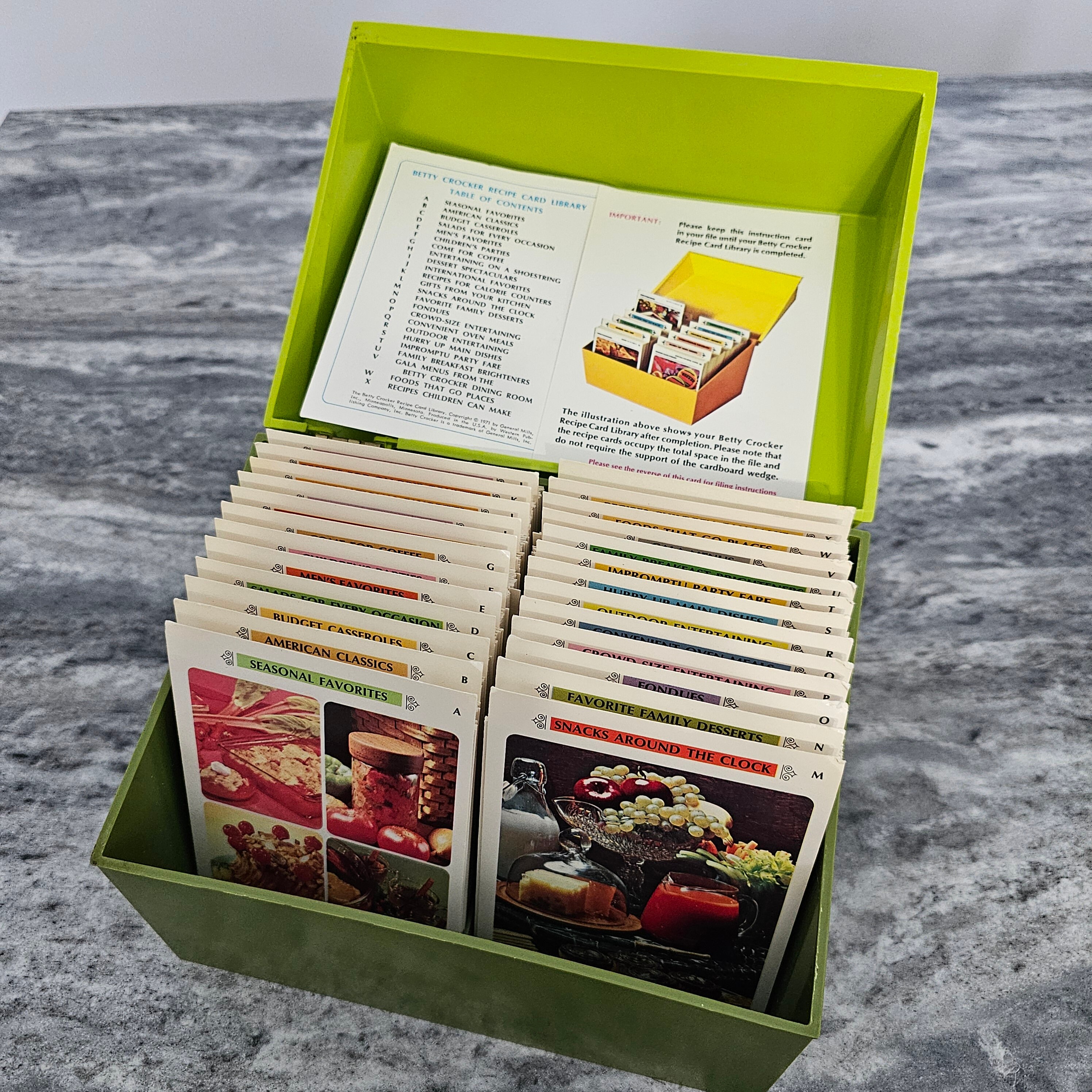 【半額】 Vtg 1971 the Green Tone 2 Library Card Recipe Crocker Betty 邦楽