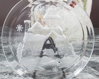 Arcoroc France WELCOME HOME Christmas Serving Platter 13"