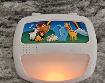 Vintage 1999 Comfort Me Crib Light Noah's Ark Kids II Music, Heartbeat, Gentle Waves - works - see video link in the description
