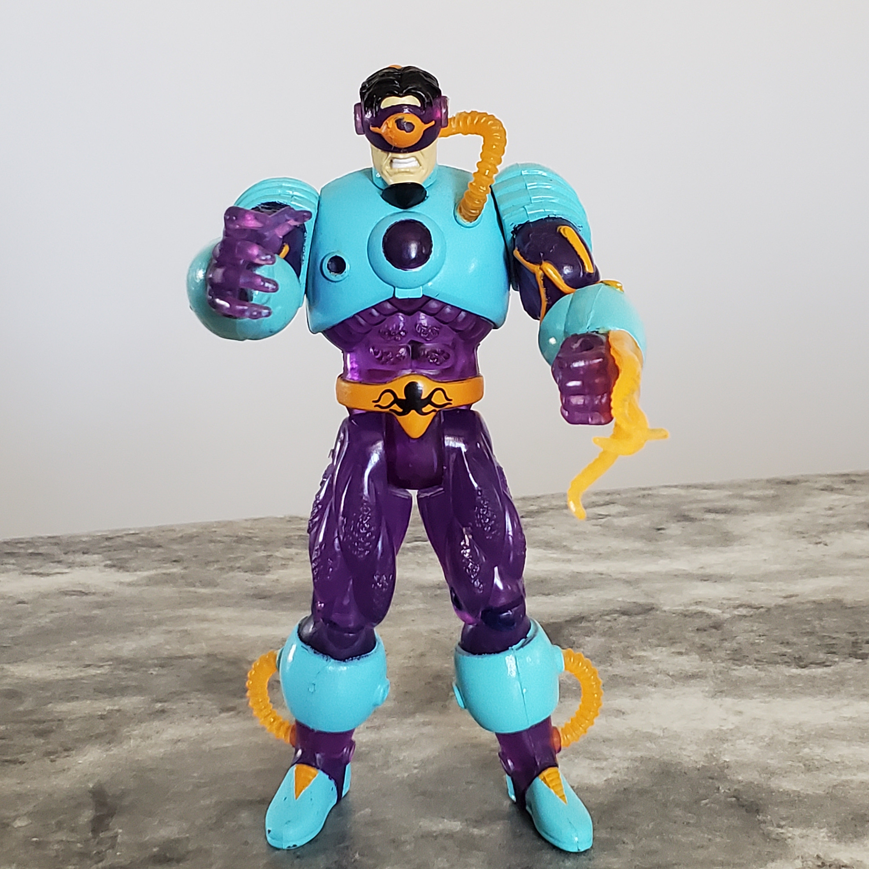 I just made a 90s White Suit Doctor Octopus custom using the head