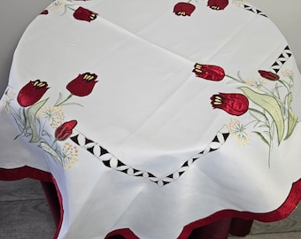 Tulips Embroidered Applique Tablecloth Table Topper Square 33"x33in - Polyester