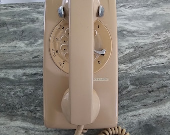 VTG Northern Telecom Bell System 554 CBR Rotary Wall Mount Telephone Salmon Beige