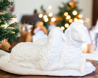 AVON Nativity Collectibles SHEEP White Porcelain Christmas Nativity 1983 w/box