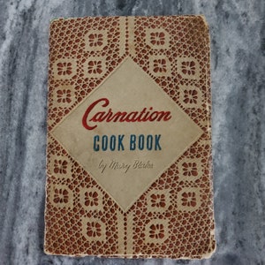Fun Retro 1966 Paperback Carnation Company Cooking With A