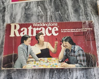 Vintage Ratrace Board Game Waddingtons English French 1981 Canadian AS IS