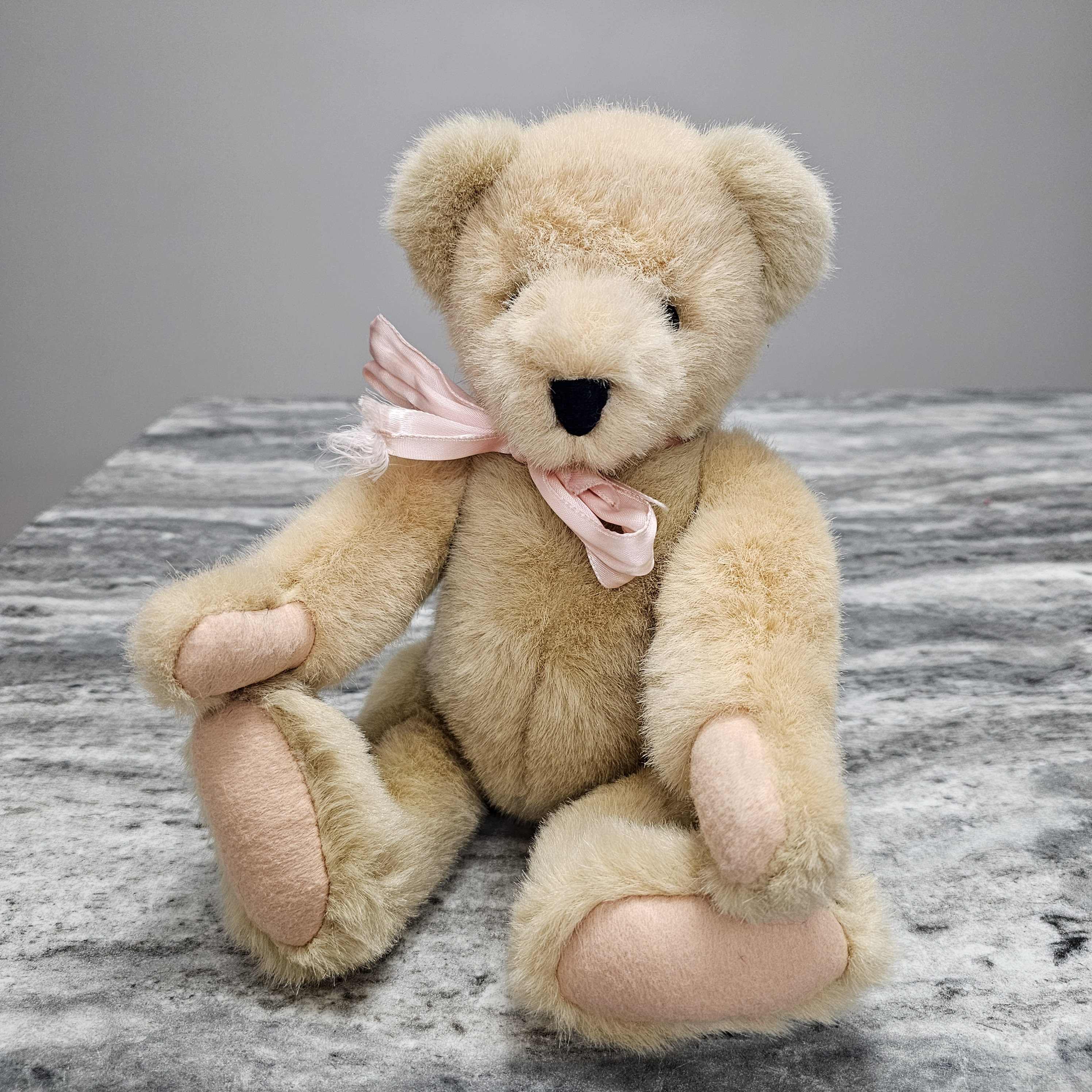 Vintage 1982 FUZZY VANDERBEAR North American Bear Co