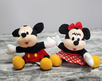 Disney Mickey Mouse Keychain Plush Coin Purse Backpack Clip 7"