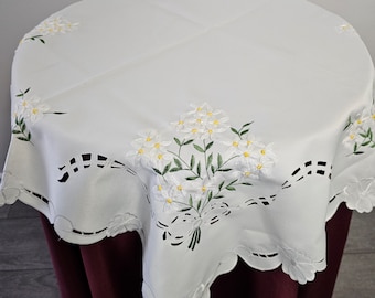 Daisies Embroidered Ribbon Tablecloth Table Topper Square 33"x33in - Polyester - read description