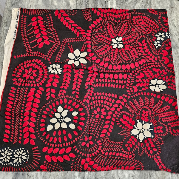 Marimekko Oy Suomi Fabric by Maija Isola - unfinished cushion piece Finland 1973