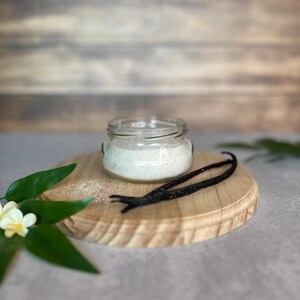 Organic Crystallized Vanilla Infused Sugar