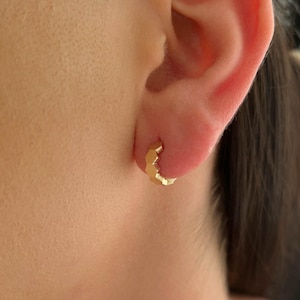 14K Gold Honeycomb Huggie Hoop Earrings