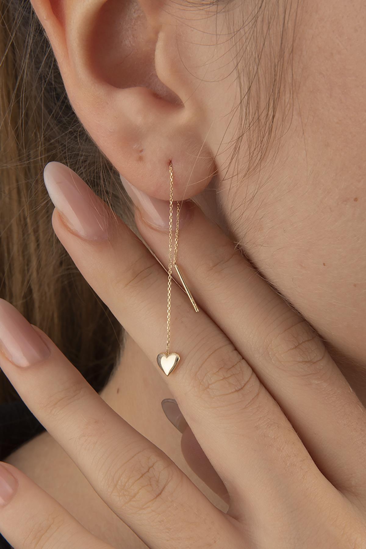 14K Gold Chain Heart Earring – Single Solid Gold Earring, Handmade Dainty Design, Romantic Minimal Jewelry, Elegant Gift for Her
