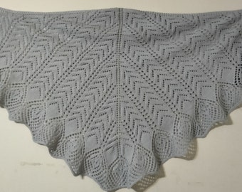 Handknit  Woman Shawl with Diamond edging, Triangle shawl, Triangle wrap, Gray color, 72 inches width across, 36 inches long neck to edge