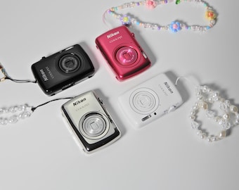 Nikon Coolpix S01 – Ultra-rare Smallest Digicam Ever Made W/ Charm