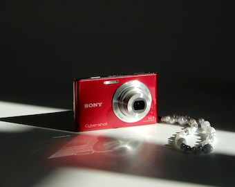 Red Nikon Coolpix A10 Digital Camera Y2K Bundle - Etsy India