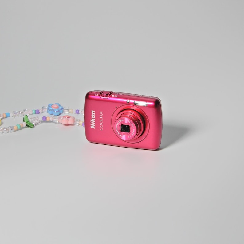 Nikon Coolpix S01 - Thumbnail 2