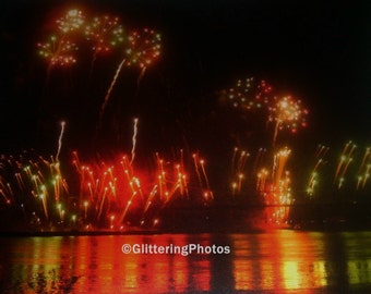 Fireworks Photograph, Thunder Over Louisville, Kentucky Derby Festival, Night Photograph, 8x10 Photo Print, Glitter, OOAK, Free Shipping