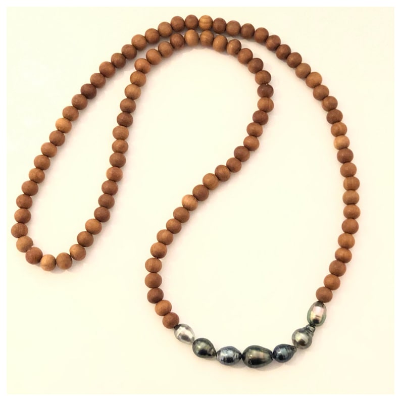 ʻIliahi sandalwood and Tahitian Momi Pearl Necklace image 4