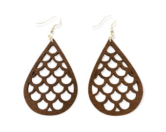 Wooden Mermaid Scalloped Earrings (Dark Brown)