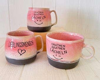 Tasse Becher Spruch Steingut einatmen ausatmen lächeln Kaffeetasse