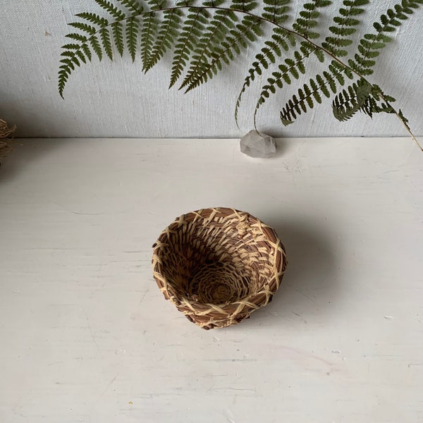 Vintage Pine Needle Basket - Handmade Natural Mini Woven Ring Dish Catchall