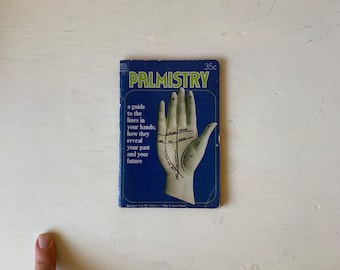 Vintage Palmistry Booklet 1960s - Mir Bashir Dell Purse Book - Fortune Telling