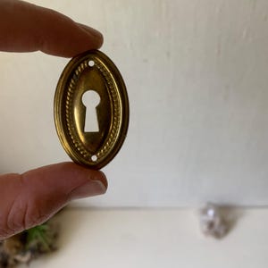 Vintage Keyhole Escutcheon - Brass Key Hole Plate - Golden Door - Stamped Brass Key Hardware